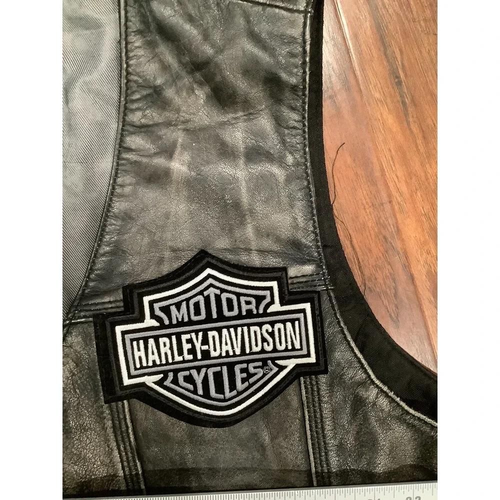 Xelement Advanced Motorcycle Gear Leather Vest 2XL Adjustable Sides Pockets